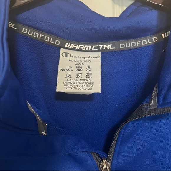 Champion pullover - Picture 3 of 3